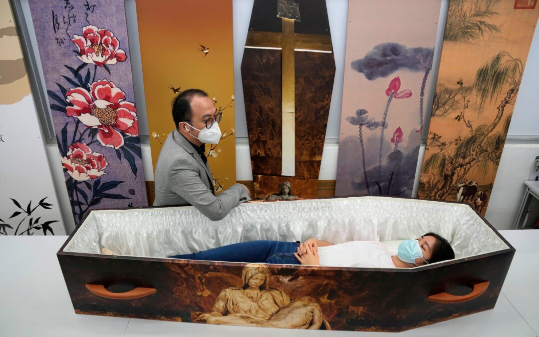 Hong Kong’s COVID toll leads some to eco-friendlier coffins