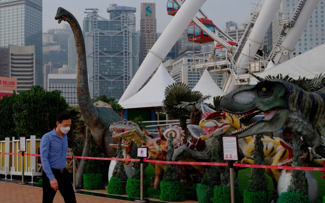 Hong Kong’s COVID infections exceed 1 million amid outbreak