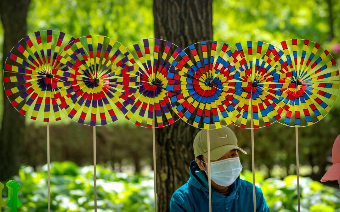 Beijing shuts dine-in services for holidays to stem outbreak