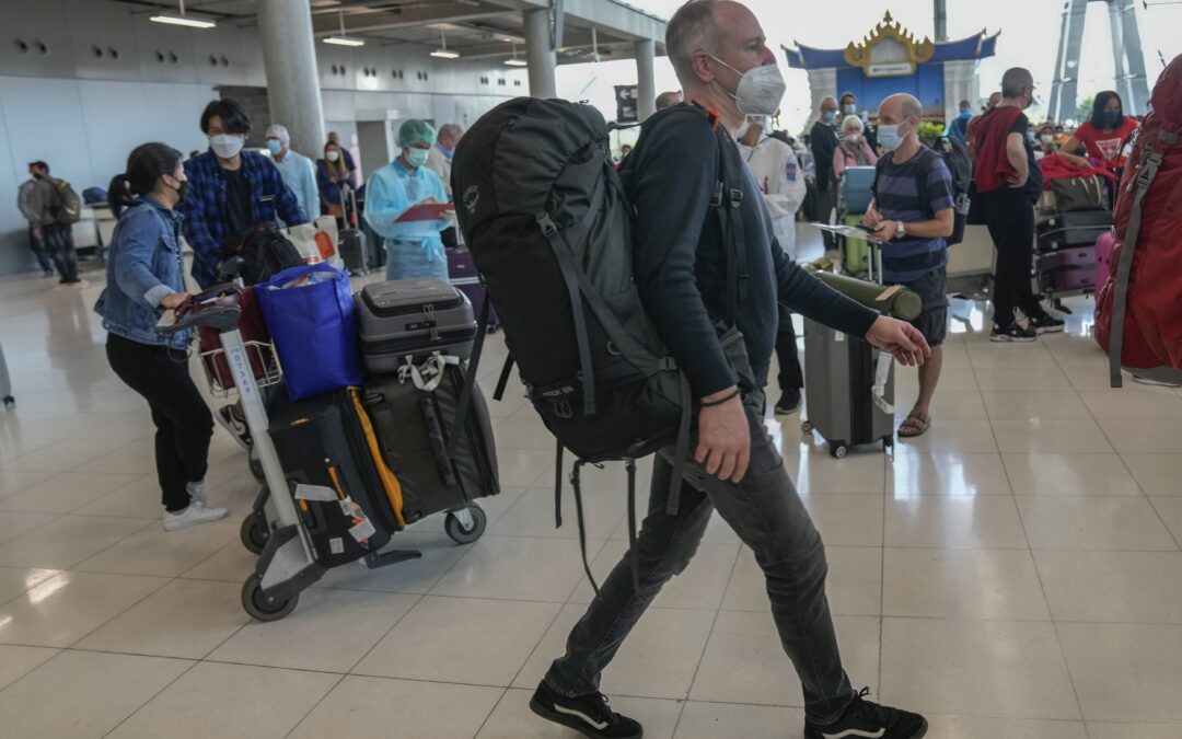 Thailand ends mandatory quarantine for vaccinated visitors