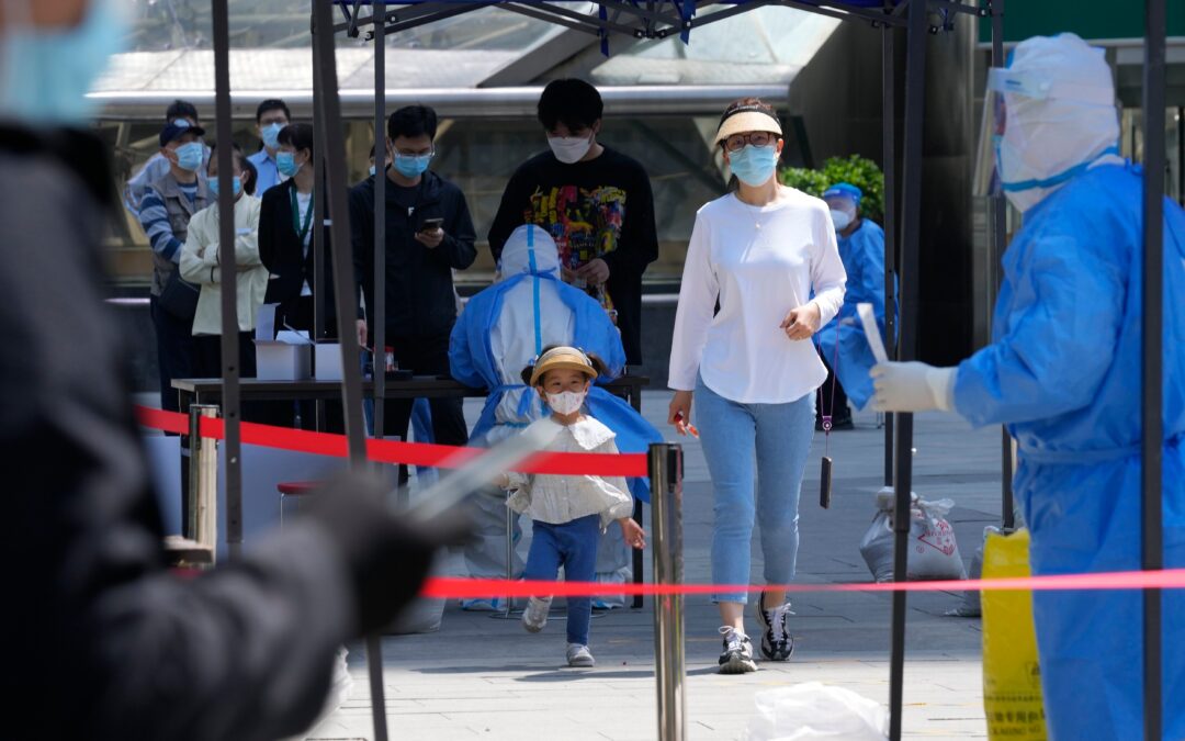 Beijing closes 10% of subway stations to stem COVID spread