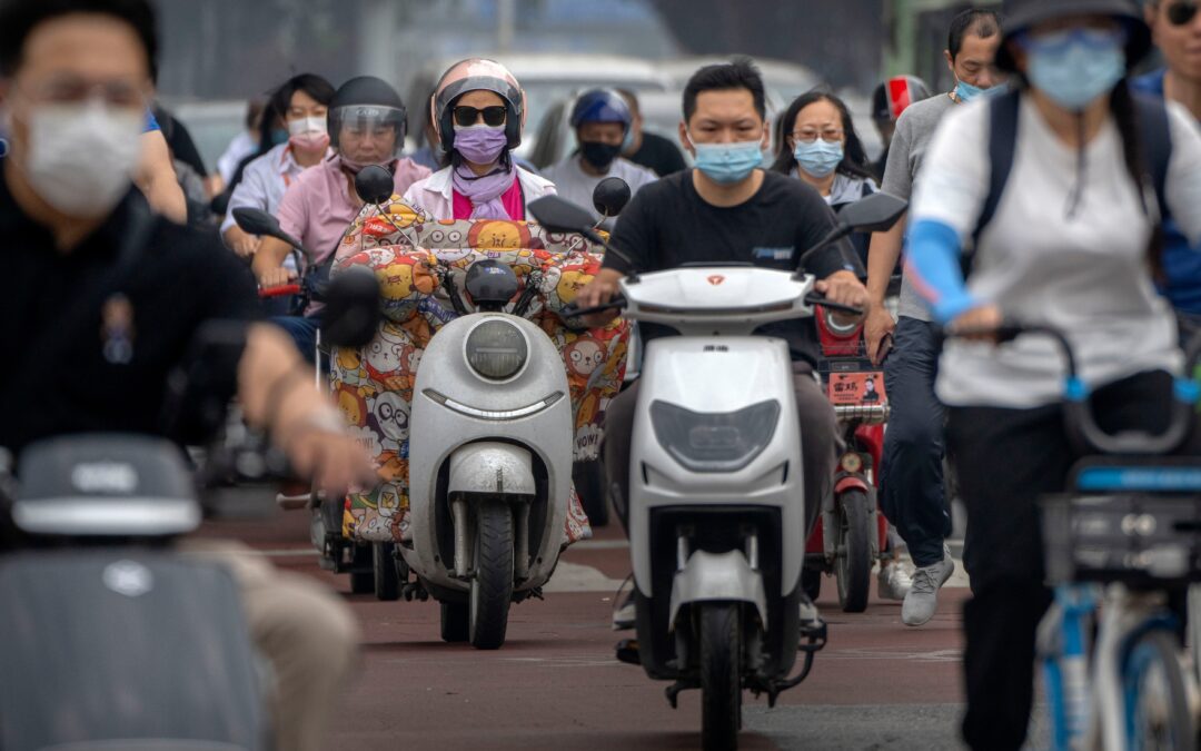 China defends ‘zero-COVID’ after US envoy warns of costs