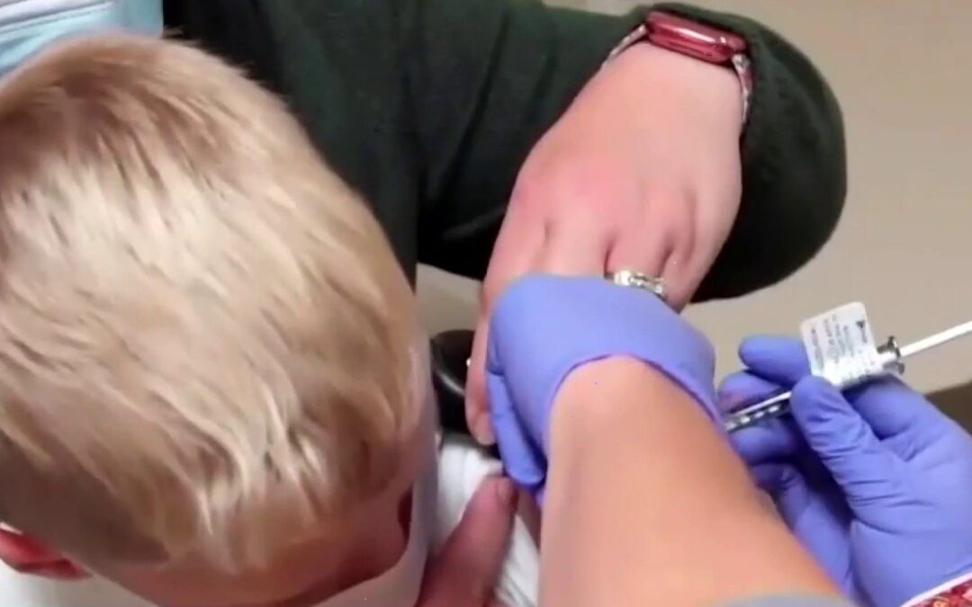 FDA authorizes 1st COVID-19 shots for infants, preschoolers