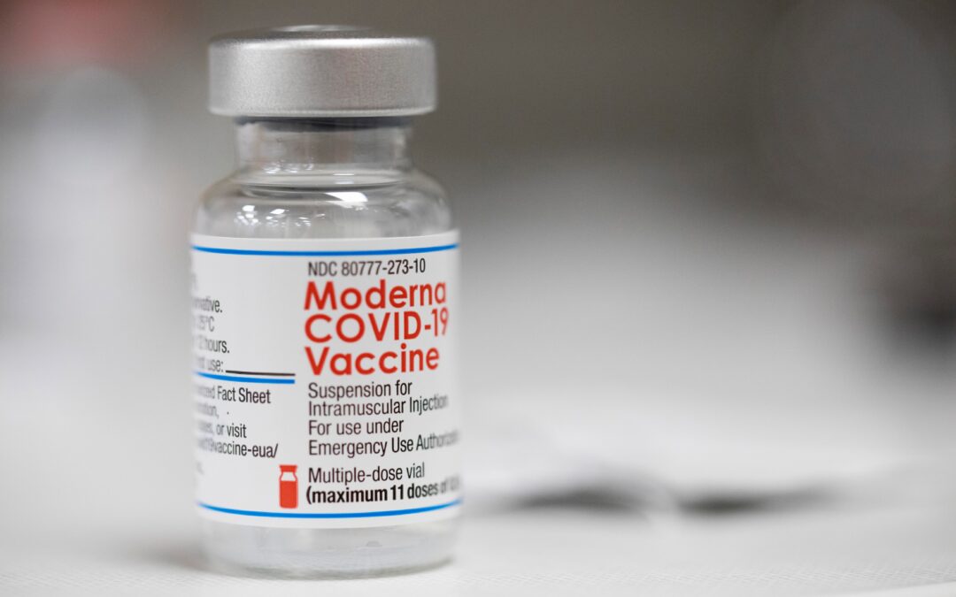 US reaches deal with Moderna for omicron COVID-19 vaccine