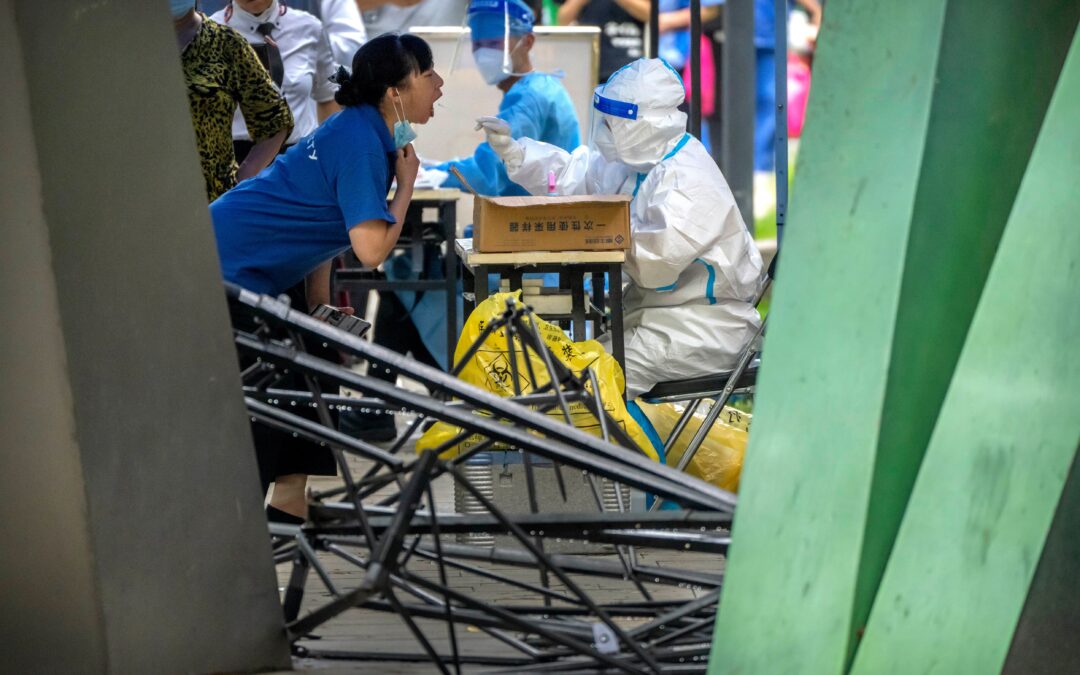 Shanghai, Beijing order new round of mass COVID-19 testing