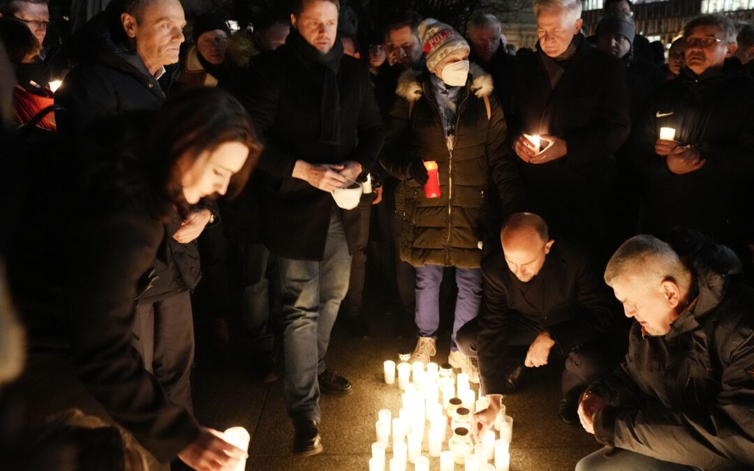 Warsaw mayor has COVID-19, again. Calls for preventive plan