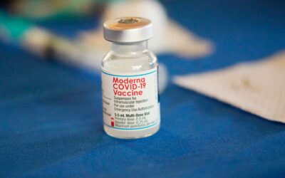 British regulator 1st to OK Moderna’s updated COVID booster