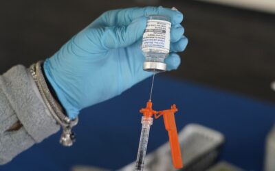 US renews push for COVID boosters as data show they protect