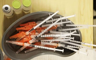 FDA advisers consider changing COVID vaccine to target latest omicron strain